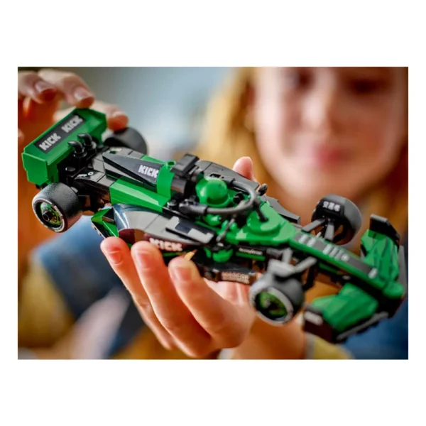 KICK Sauber F1 Team C44 Lego 77247